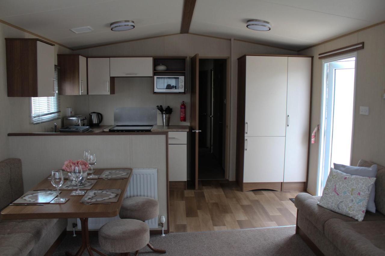 3 Bed Static Caravan @ Hoburne Devon Bay เพนตัน ภายนอก รูปภาพ